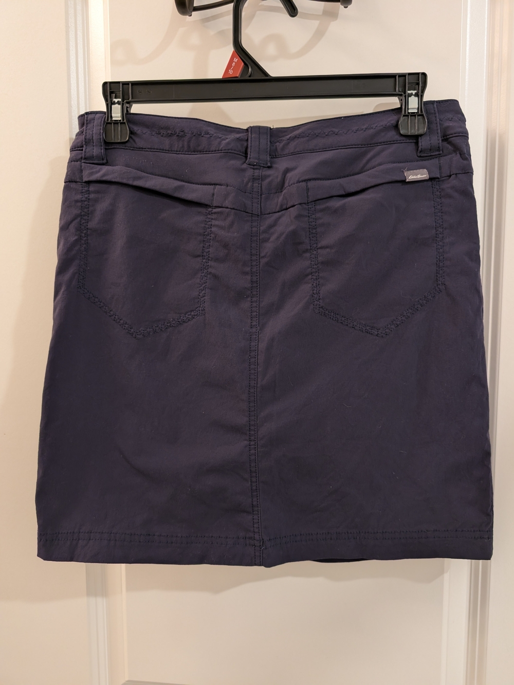 Women's Navy Eddie Bauer Travex Skort (straight fit and stretchy) - Picture 2 of 13